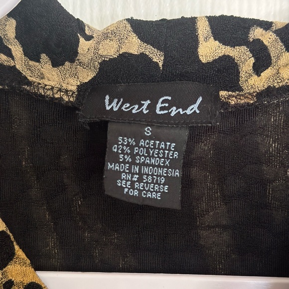 West End- Animal Print Cowl Neck Top- size small - Picture 4 of 5